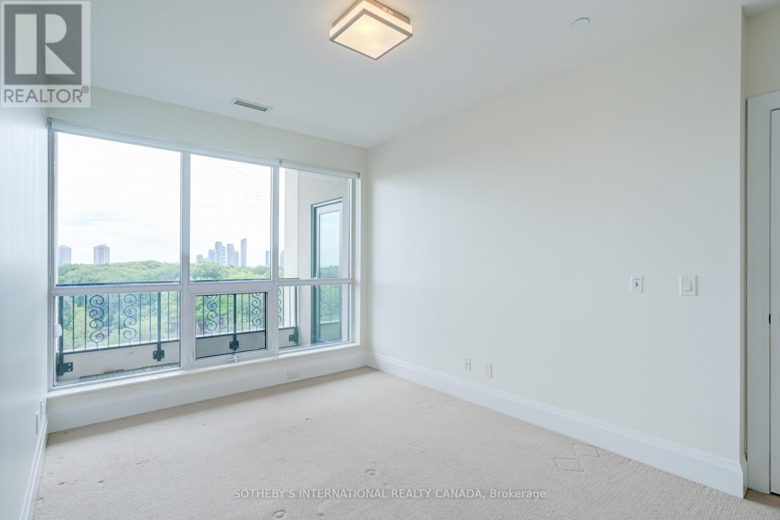 1118 - 1 Old Mill Drive, Toronto, Ontario  M6S 0A1 - Photo 30 - W13505116