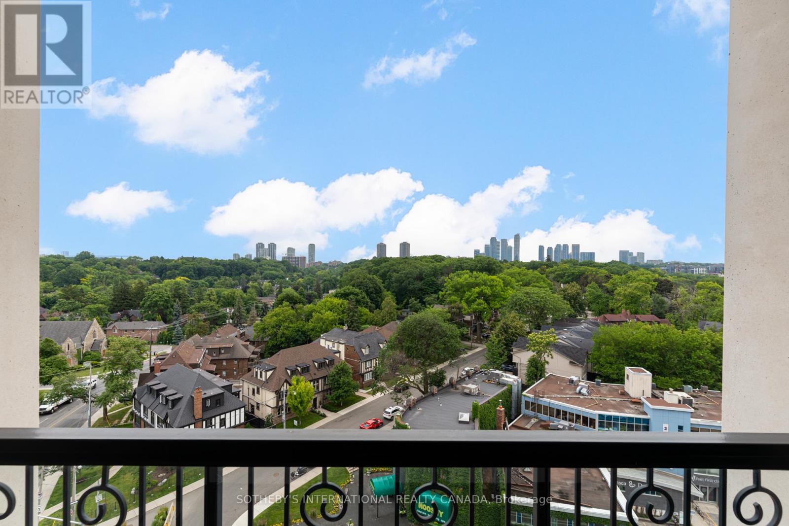 1118 - 1 Old Mill Drive, Toronto, Ontario  M6S 0A1 - Photo 43 - W13505116