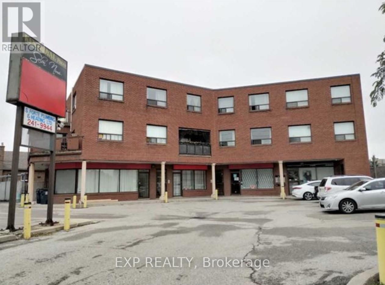 STORE 2 - 22 DIXON ROAD W, Toronto, Ontario