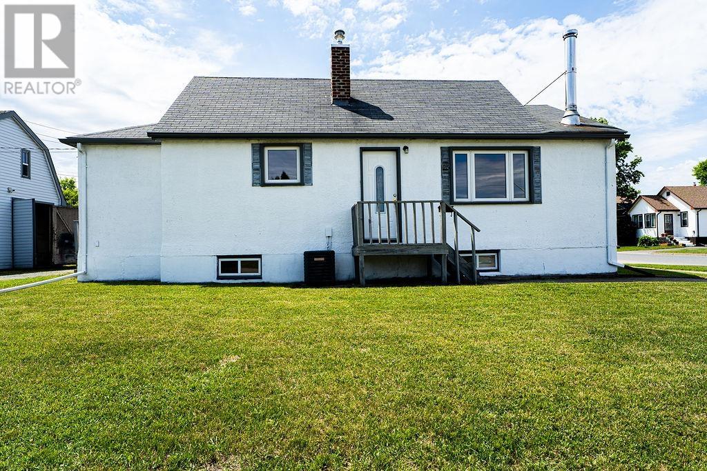 600 Mary St. W., Thunder Bay, Ontario