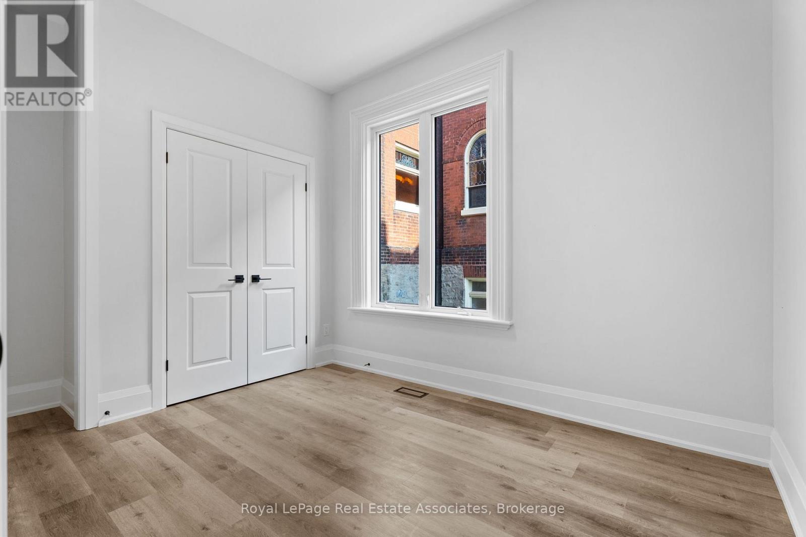 1 - 55 Cayuga Street, Brantford, Ontario  N3S 1W7 - Photo 11 - X13505038