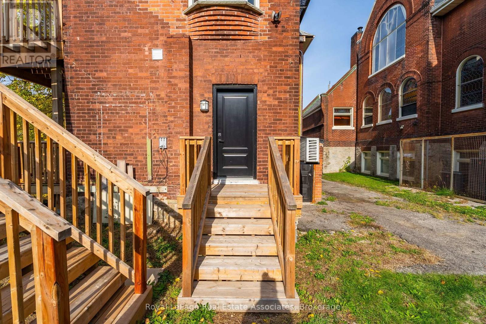 1 - 55 Cayuga Street, Brantford, Ontario  N3S 1W7 - Photo 2 - X13505038