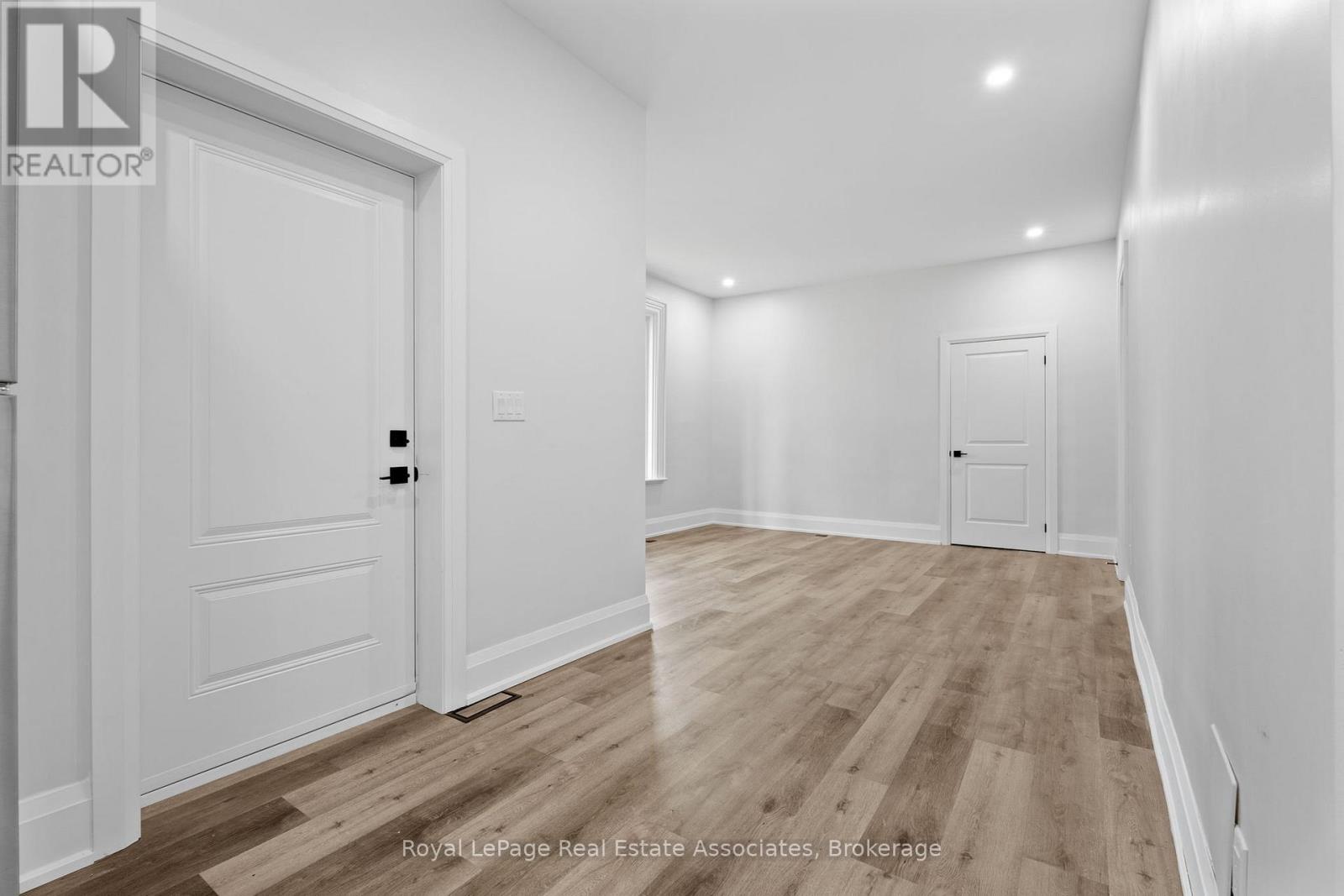 1 - 55 Cayuga Street, Brantford, Ontario  N3S 1W7 - Photo 5 - X13505038