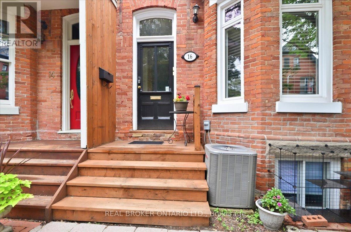 3 - 16 Aberdeen Avenue, Toronto, Ontario M4X 1A2 - Photo 4 - C13505376