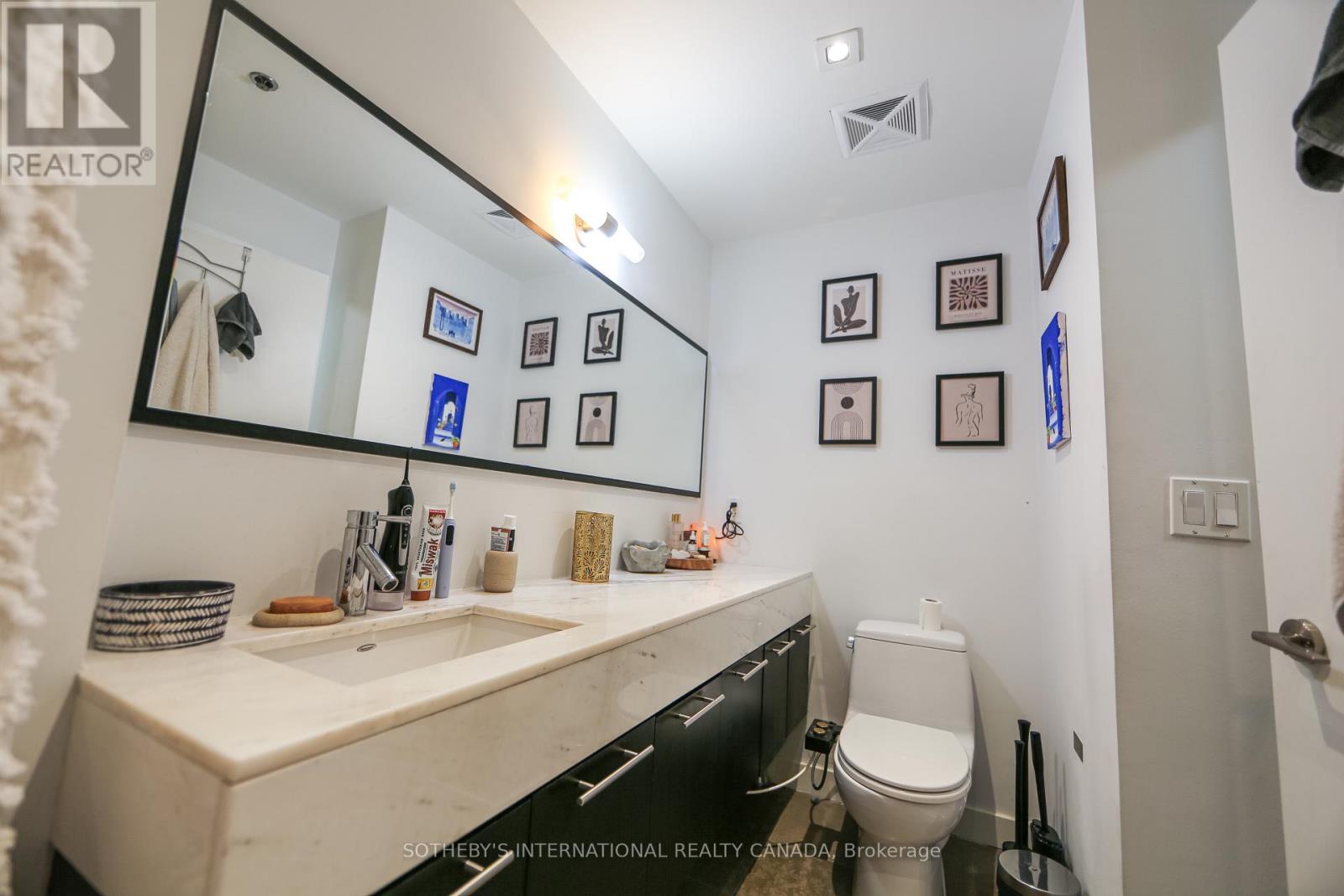 Lph 26 - 21 Nelson Street, Toronto, Ontario M5V 1T8 - Photo 10 - C13505444