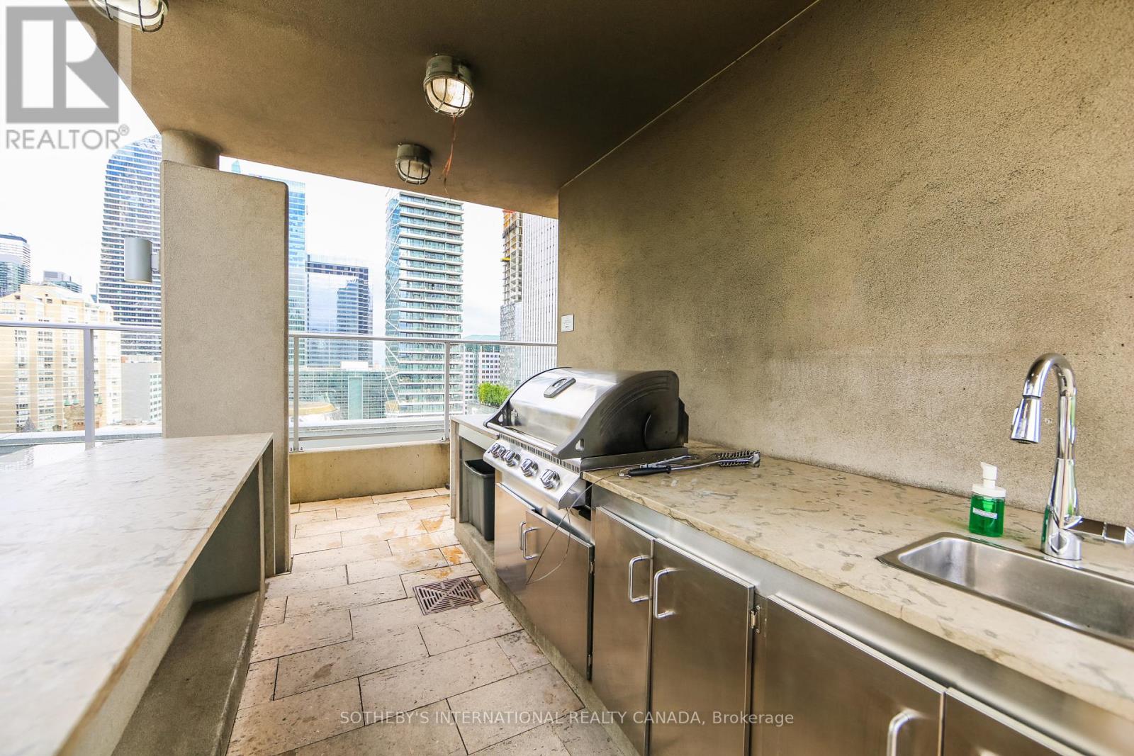 Lph 26 - 21 Nelson Street, Toronto, Ontario M5V 1T8 - Photo 17 - C13505444