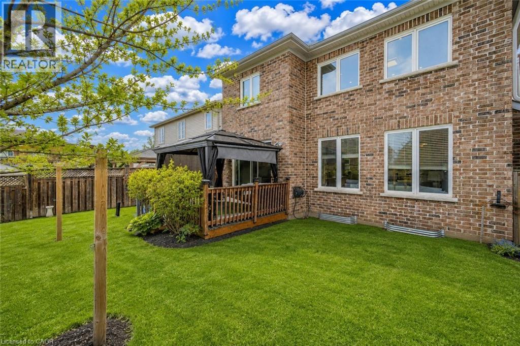 498 Thomas Slee Drive, Kitchener, Ontario  N2P 2Y1 - Photo 50 - 40843217