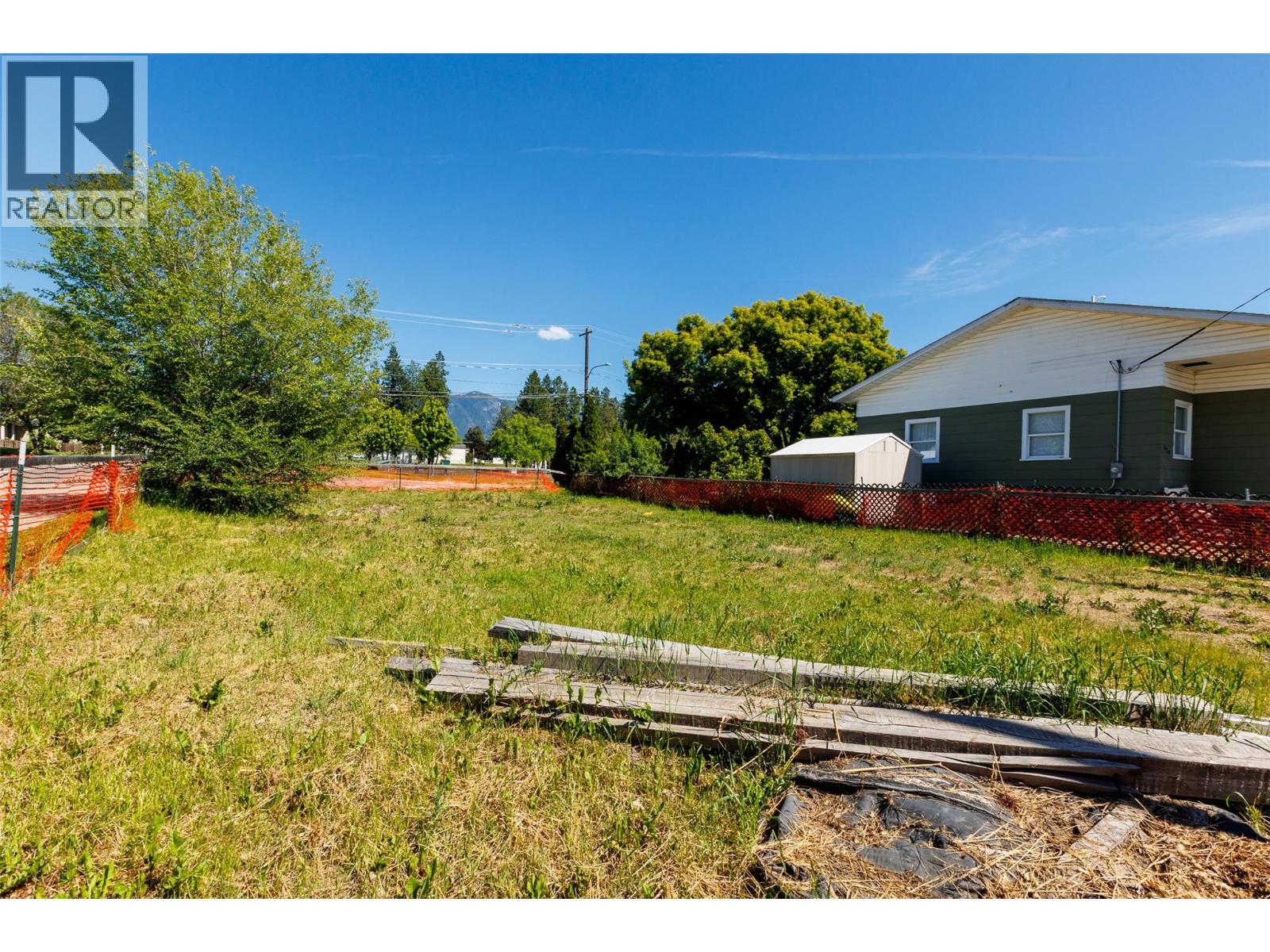 520 8th Avenue S, Creston, British Columbia V0B 1G3 - Photo 11 - 10391754