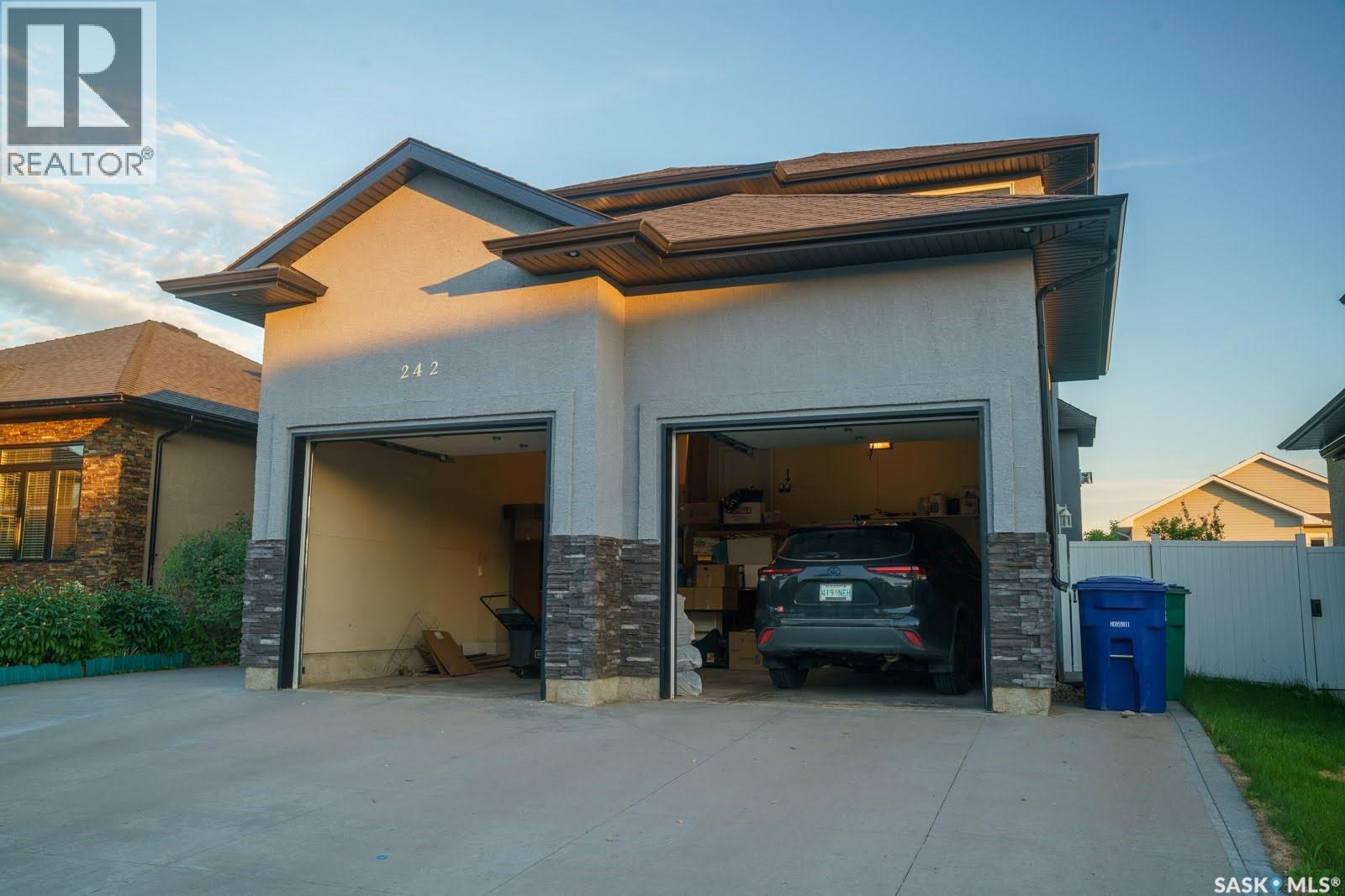 242 Pohorecky Street, Saskatoon, Saskatchewan  S7W 0J3 - Photo 5 - SK039420