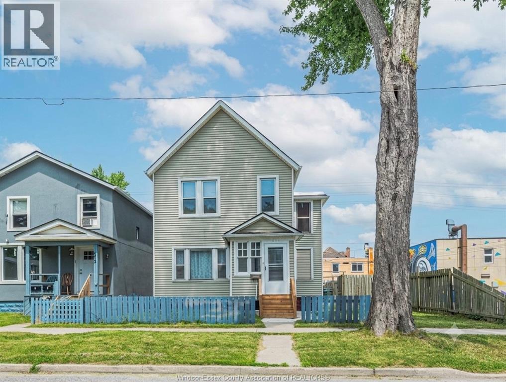 576 JANETTE, Windsor, Ontario