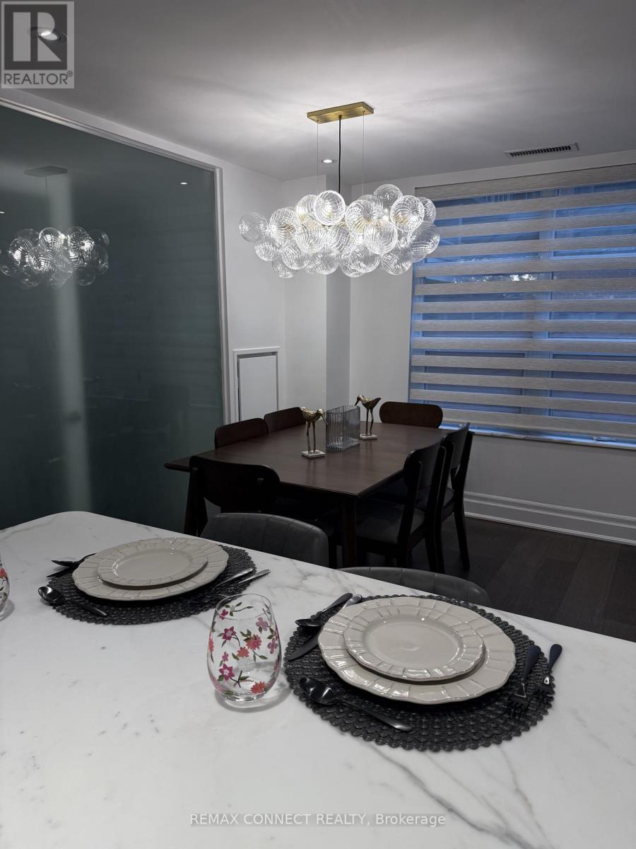 303 - 68 Yorkville Avenue, Toronto, Ontario  M5R 3V7 - Photo 9 - C13490076