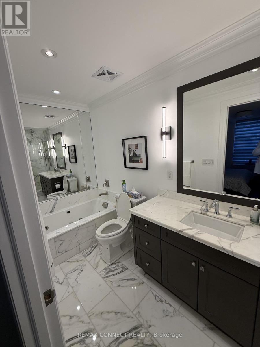 303 - 68 Yorkville Avenue, Toronto, Ontario  M5R 3V7 - Photo 11 - C13490076