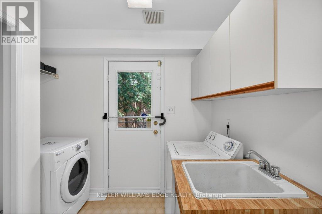 2084 William O'connell Boulevard, Burlington, Ontario  L7M 3V1 - Photo 18 - W13505344