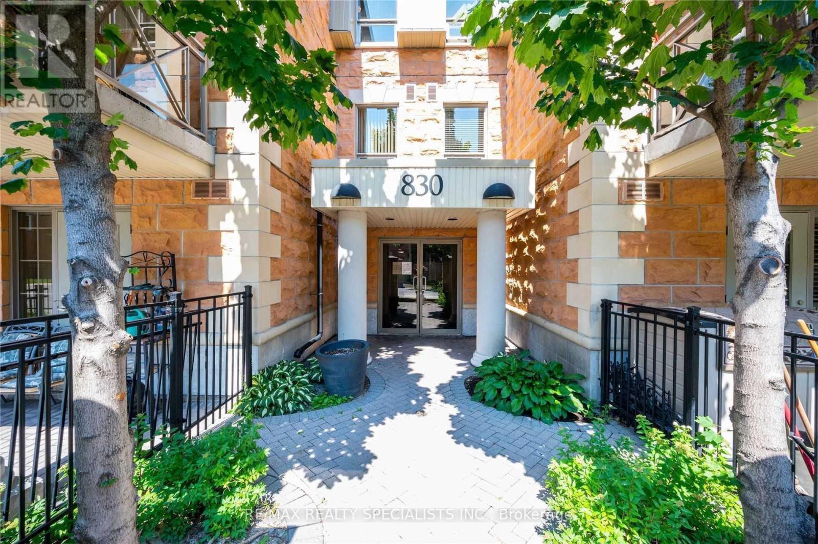 305 - 830 SCOLLARD COURT