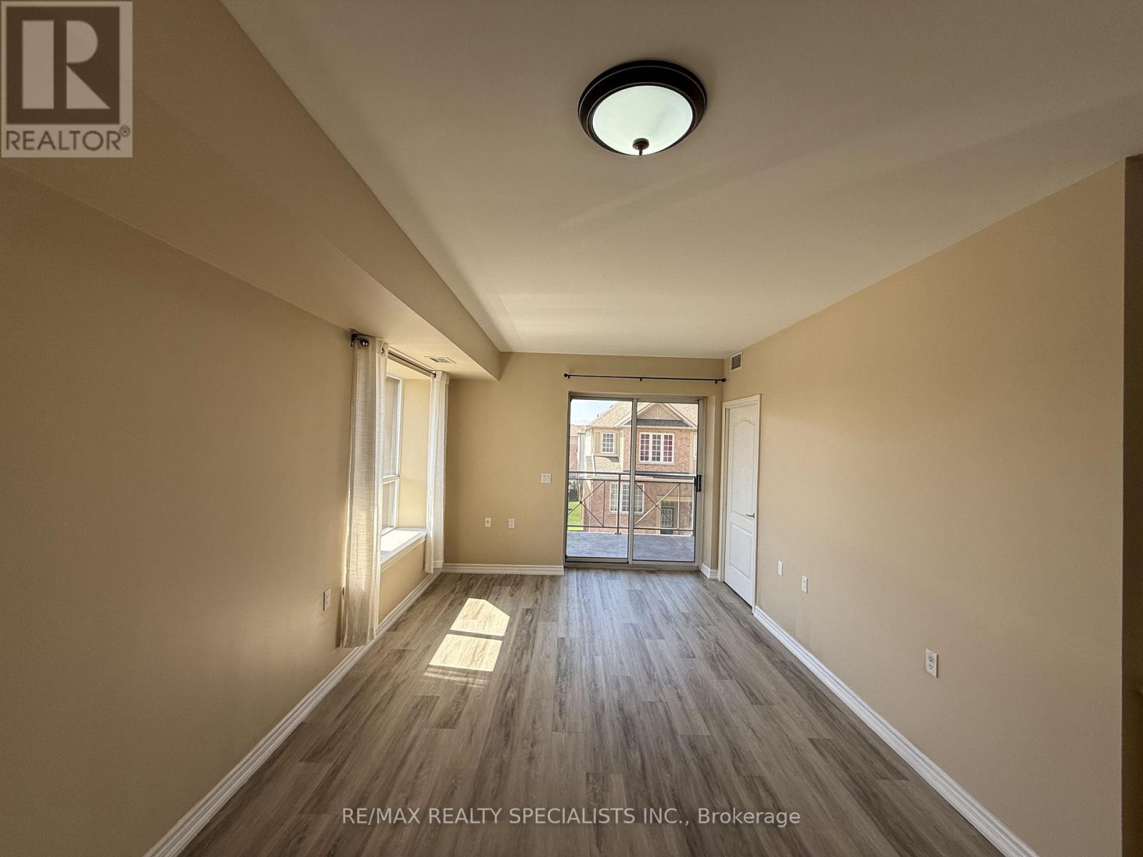 305 - 830 Scollard Court, Mississauga, Ontario  L5V 0A2 - Photo 13 - W13505454