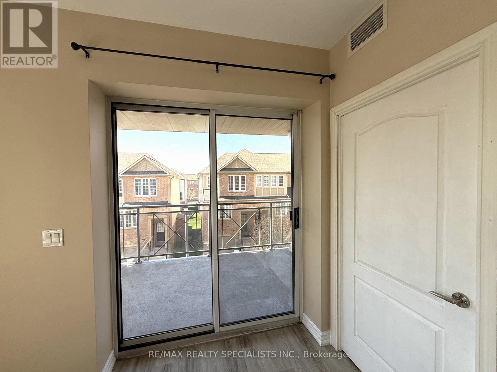 305 - 830 Scollard Court, Mississauga, Ontario  L5V 0A2 - Photo 16 - W13505454