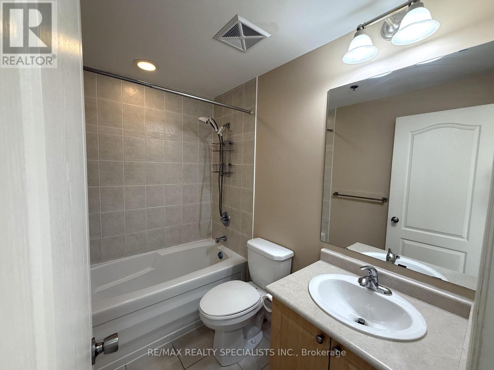 305 - 830 Scollard Court, Mississauga, Ontario  L5V 0A2 - Photo 35 - W13505454