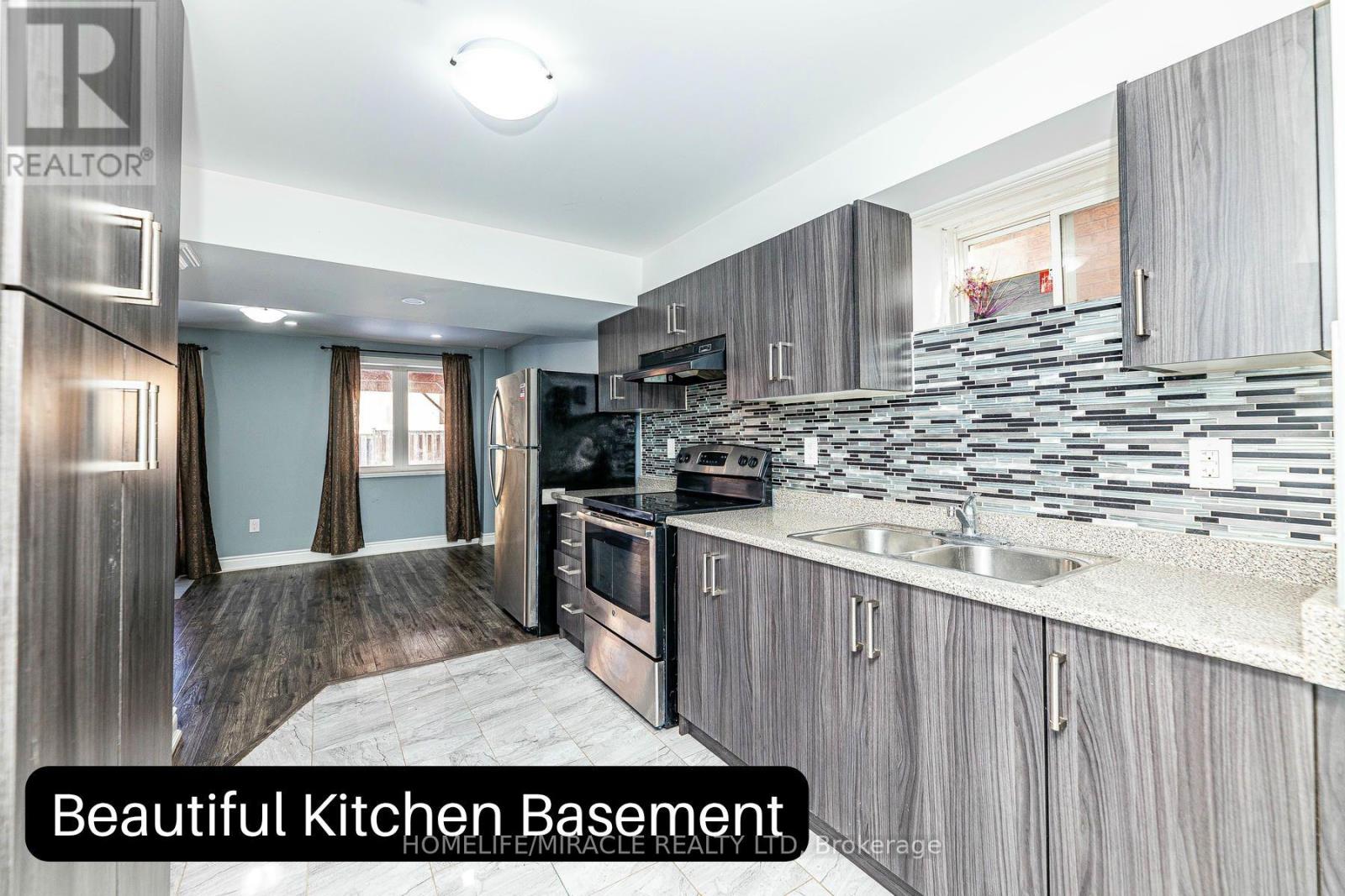 25 Oblate Crescent, Brampton, Ontario  L6Y 0K2 - Photo 37 - W13412388