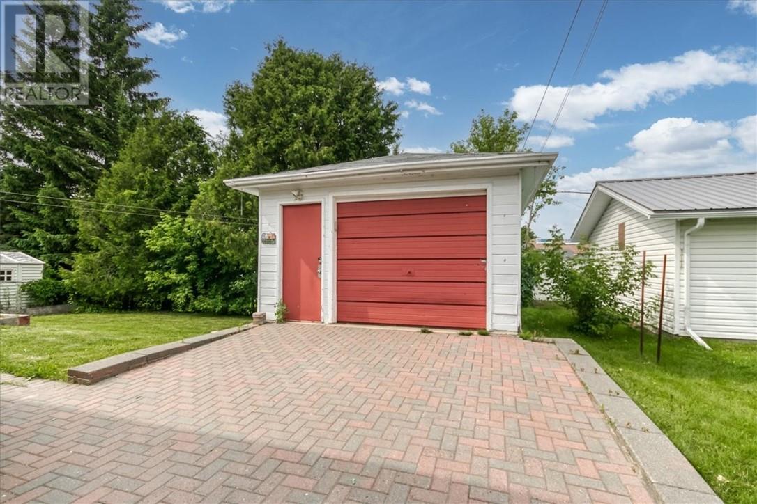 1266 Sparks Street, Sudbury, Ontario  P3A 2C6 - Photo 4 - 2128914