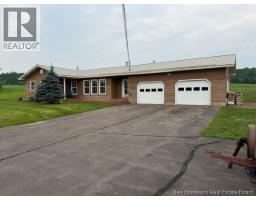 12 Glenvale Road, Petitcodiac, New Brunswick