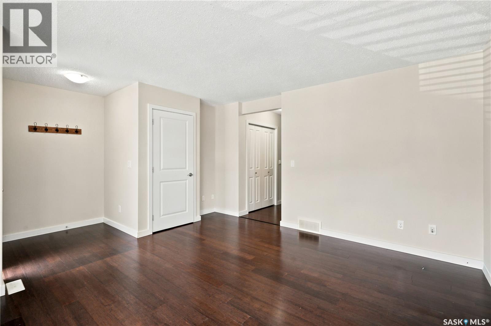 253 245 Ashworth Crescent, Saskatoon, Saskatchewan  S7T 0P2 - Photo 8 - SK040770