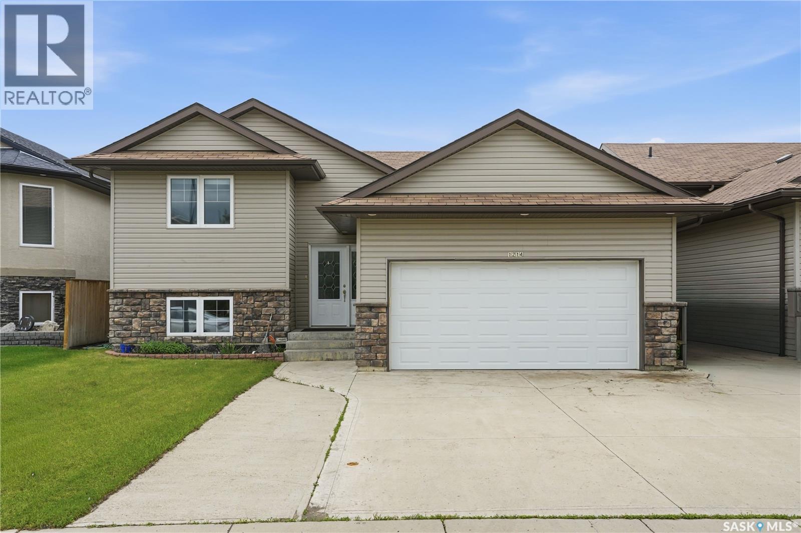 1214 Willowgrove Court, Saskatoon, Saskatchewan  S7W 0A8 - Photo 1 - SK040757