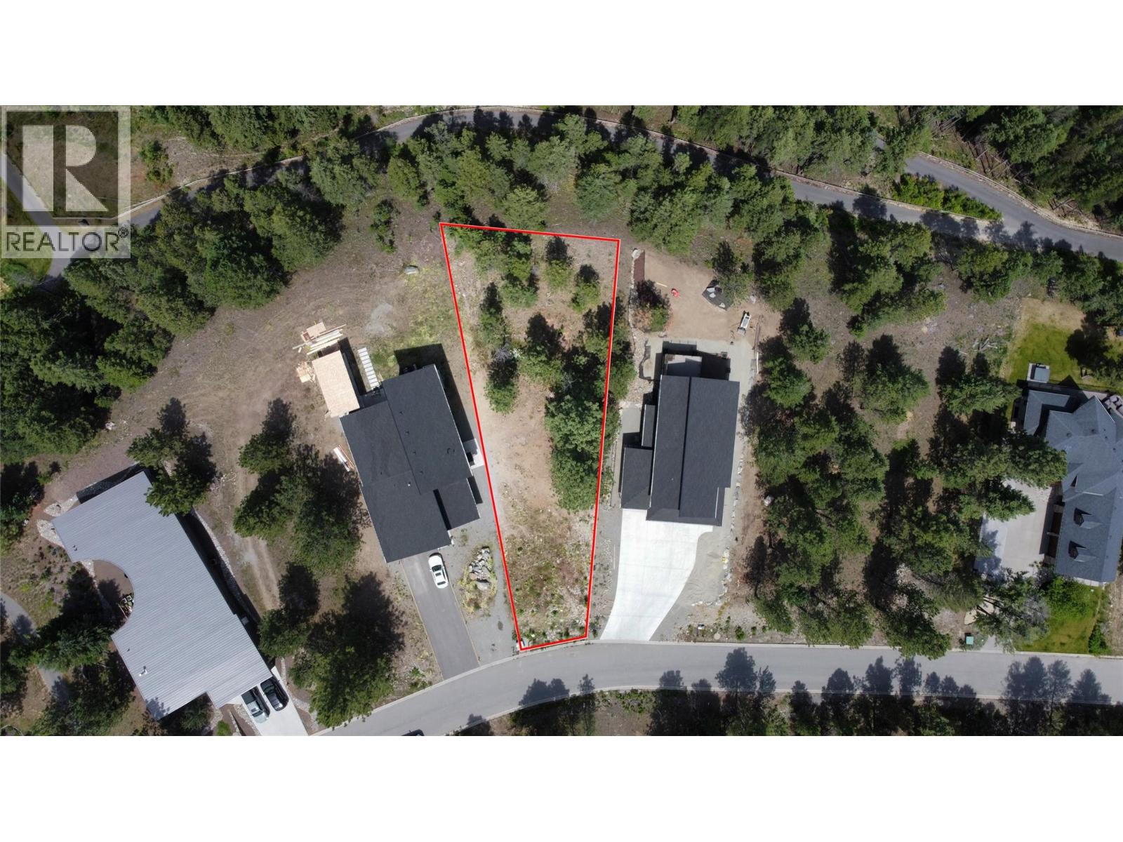 124 Plateau Place, Cranbrook, British Columbia V1C 0C6 - Photo 2 - 10393122