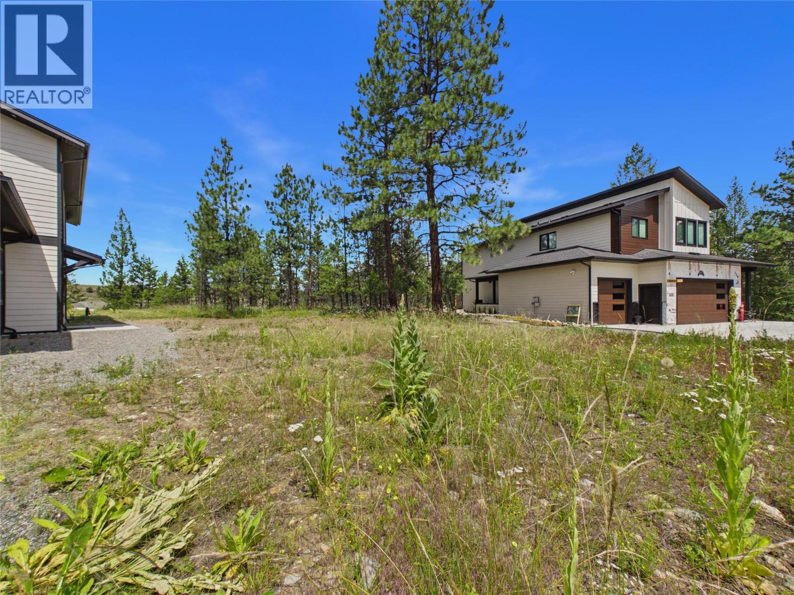 124 Plateau Place, Cranbrook, British Columbia V1C 0C6 - Photo 3 - 10393122