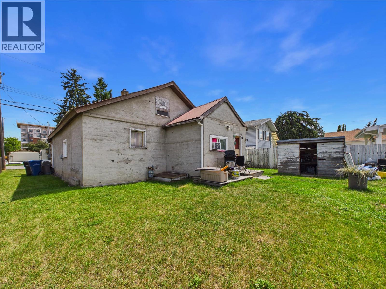 417 17th Avenue N, Cranbrook, British Columbia V1C 3X3 - Photo 5 - 10393135