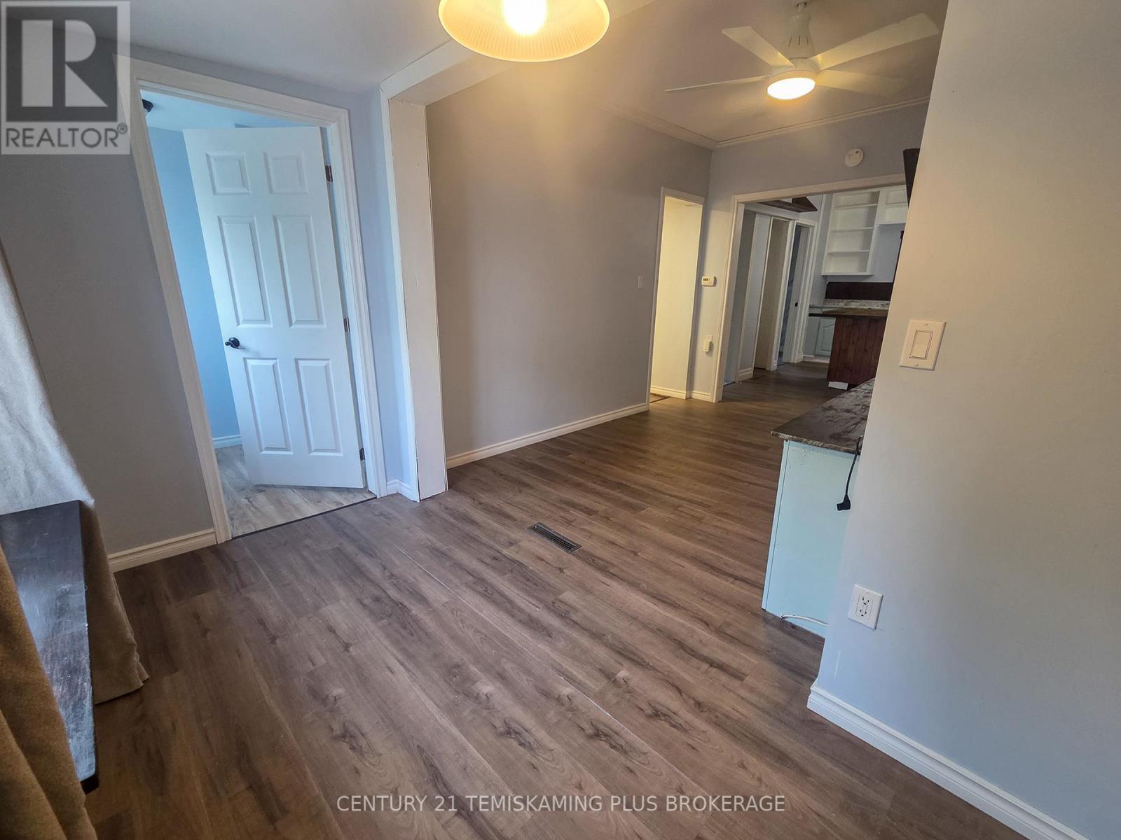 24 Baker Street, Cobalt, Ontario  P0J 1C0 - Photo 11 - T13505666