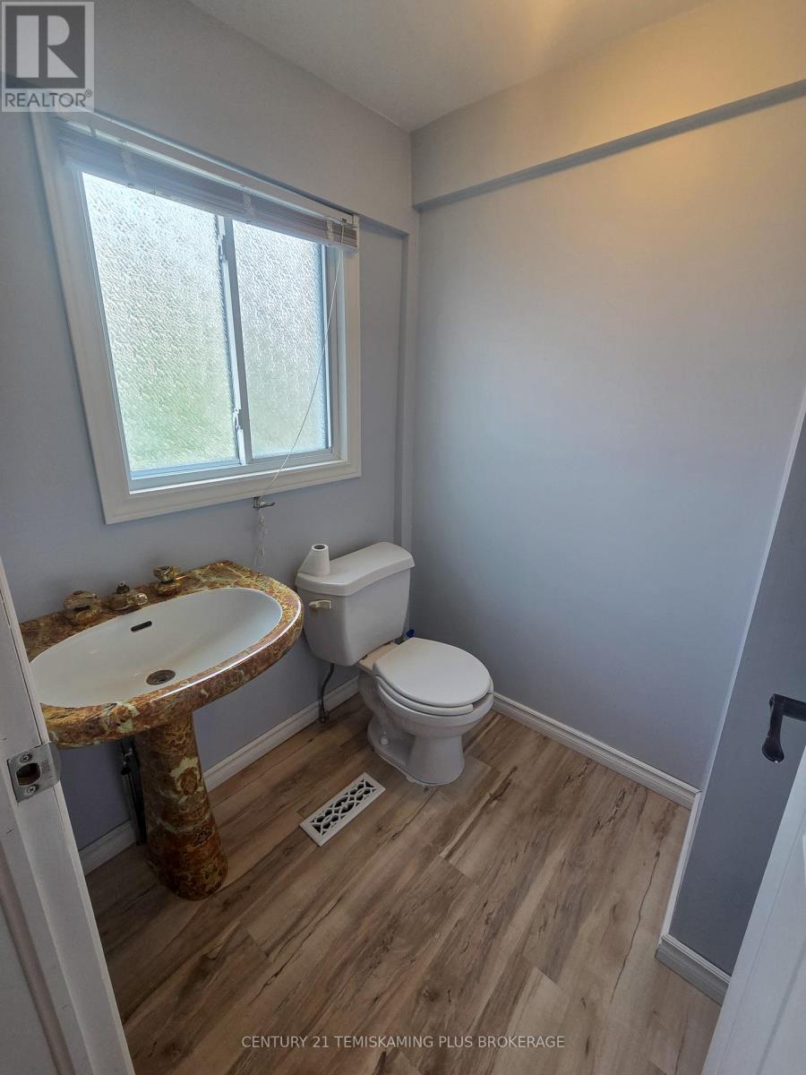 24 Baker Street, Cobalt, Ontario  P0J 1C0 - Photo 15 - T13505666