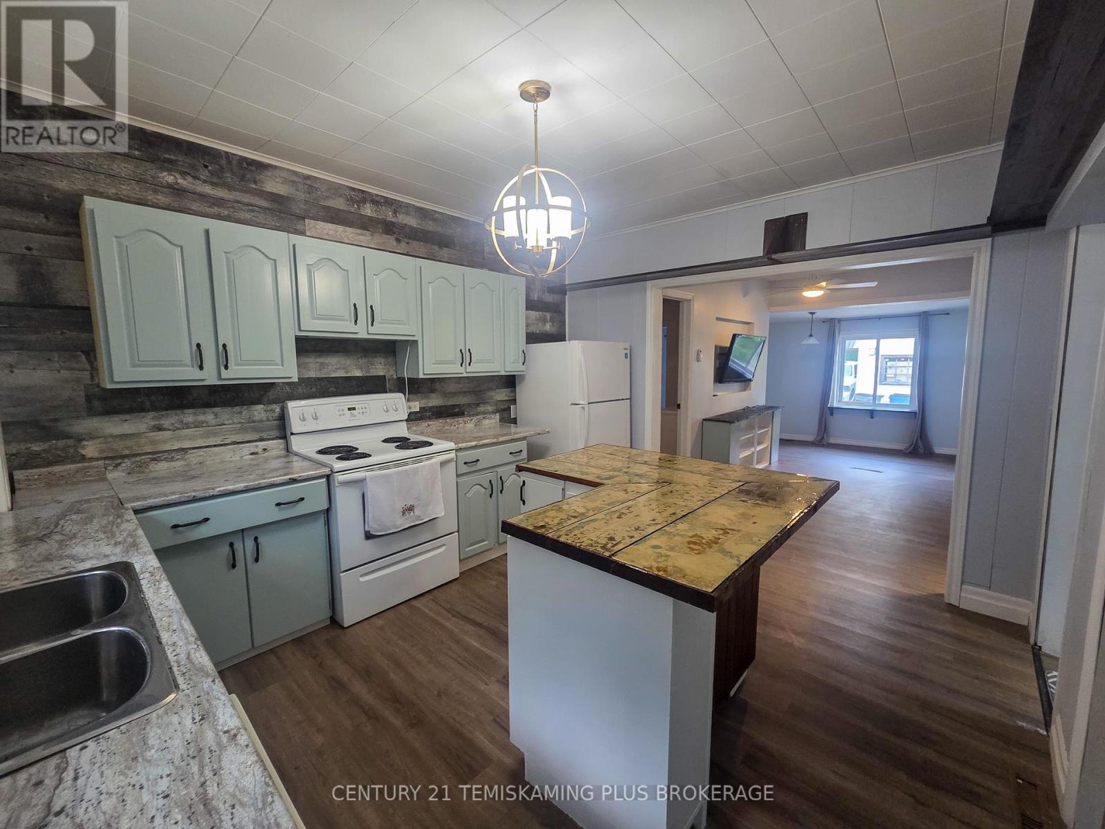 24 Baker Street, Cobalt, Ontario  P0J 1C0 - Photo 6 - T13505666