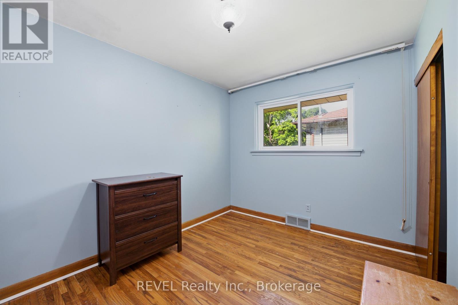 6427 Burdette Drive, Niagara Falls, Ontario L2E 5H4 - Photo 11 - X13505614