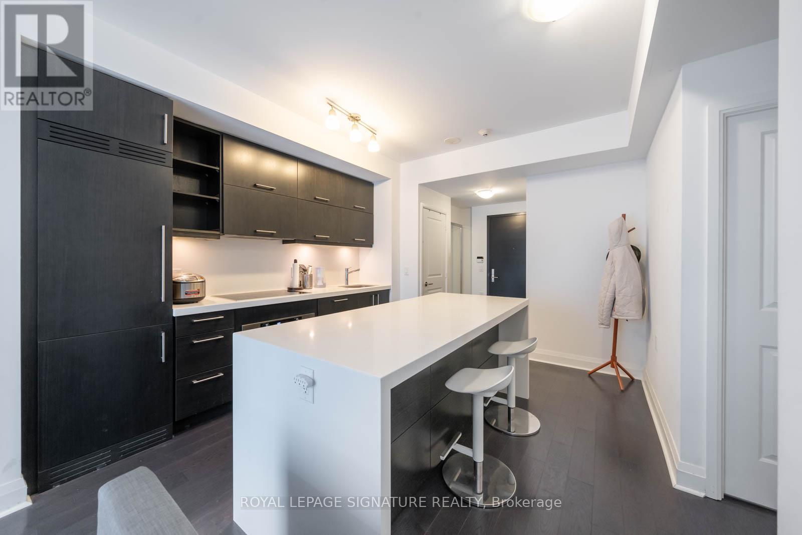 901 - 1080 Bay Street, Toronto, Ontario  M5S 0A6 - Photo 2 - C13504494