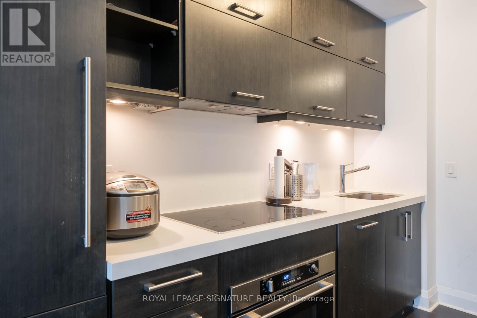 901 - 1080 Bay Street, Toronto, Ontario  M5S 0A6 - Photo 5 - C13504494