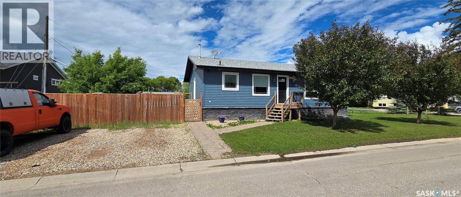 1101 94th Street, Tisdale, Saskatchewan  S0E 1T0 - Photo 1 - SK041087