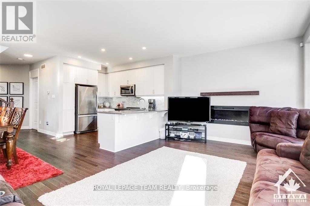1842 Maple Grove Road, Ottawa, Ontario  K2S 0W3 - Photo 5 - X13504610