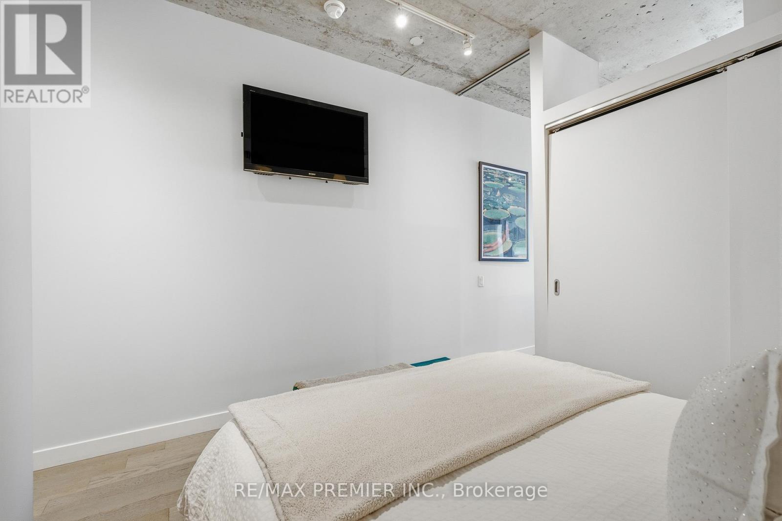 407 - 25 Stafford Street, Toronto, Ontario  M5V 0G3 - Photo 18 - C13505584