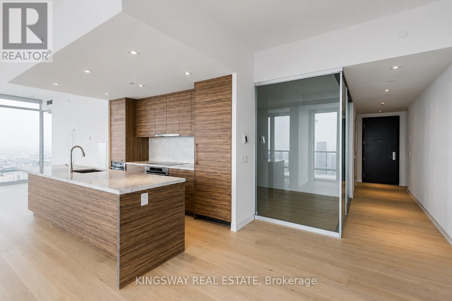 5210 - 488 University Avenue, Toronto, Ontario M5G 0C1 - Photo 5 - C13505698