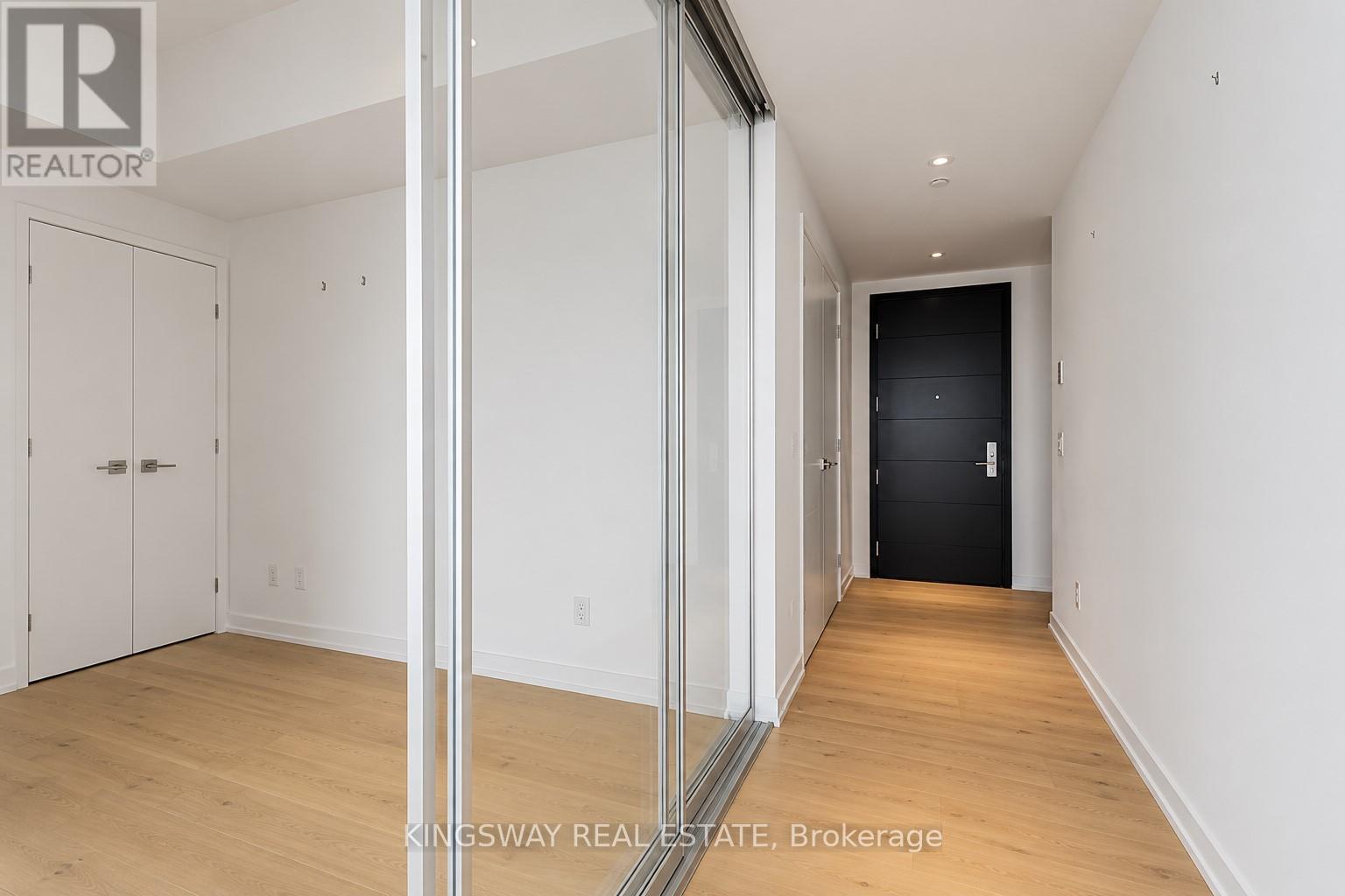 5210 - 488 University Avenue, Toronto, Ontario M5G 0C1 - Photo 7 - C13505698