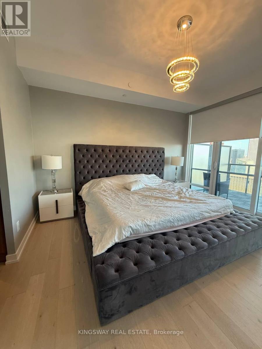 5210 - 488 University Avenue, Toronto, Ontario M5G 0C1 - Photo 9 - C13505698