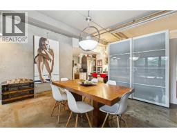 102D, 500 Eau Claire Avenue SW, Calgary, Alberta