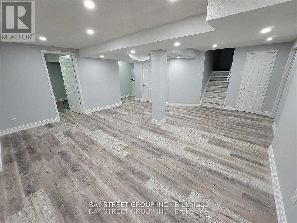 Bsmt - 1606 Amberlea Road, Pickering, Ontario  L1V 5N9 - Photo 4 - E13505472