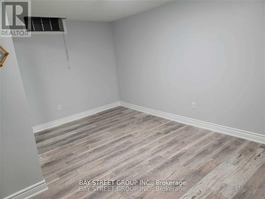 Bsmt - 1606 Amberlea Road, Pickering, Ontario  L1V 5N9 - Photo 8 - E13505472
