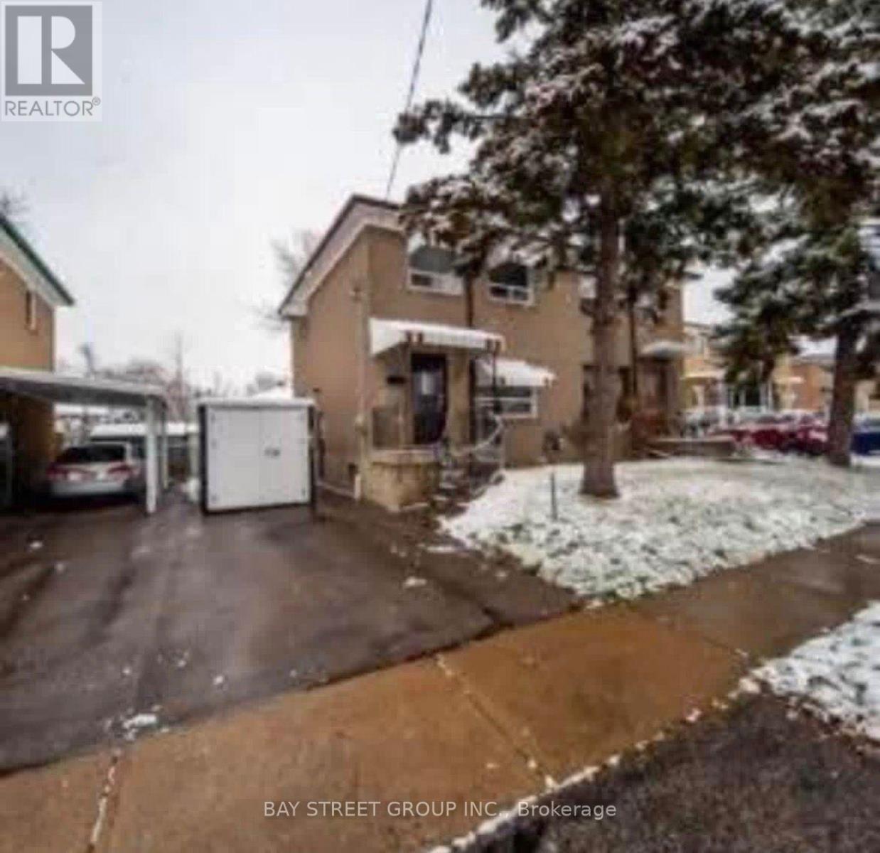 UPPER FLOOR - 57 MEDWAY CRESCENT, Toronto, Ontario
