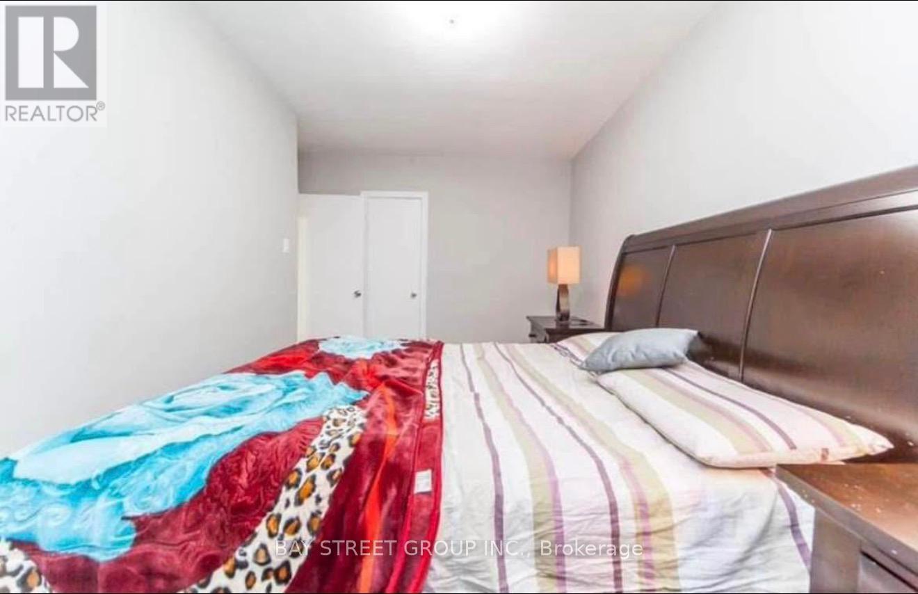 Upper Floor - 57 Medway Crescent, Toronto, Ontario  M1P 3T7 - Photo 10 - E13505582