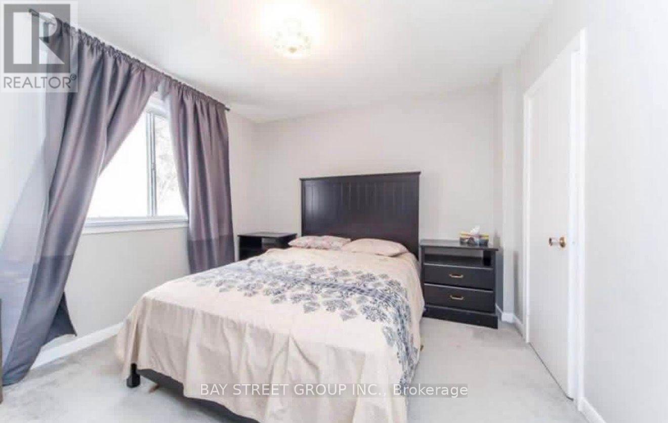 Upper Floor - 57 Medway Crescent, Toronto, Ontario  M1P 3T7 - Photo 12 - E13505582