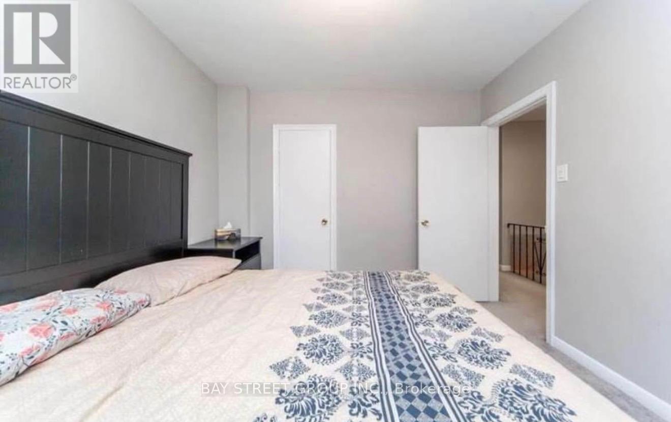 Upper Floor - 57 Medway Crescent, Toronto, Ontario  M1P 3T7 - Photo 15 - E13505582
