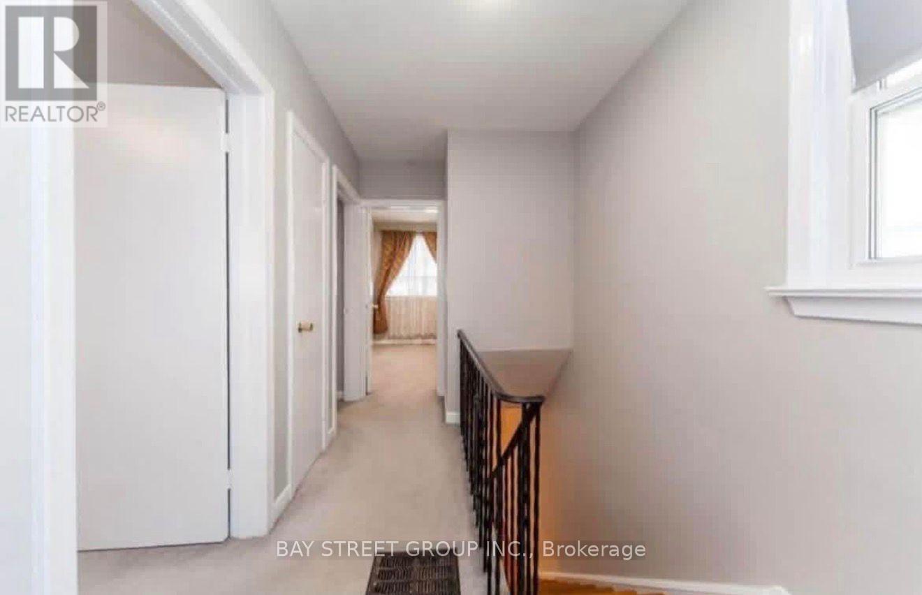 Upper Floor - 57 Medway Crescent, Toronto, Ontario  M1P 3T7 - Photo 16 - E13505582