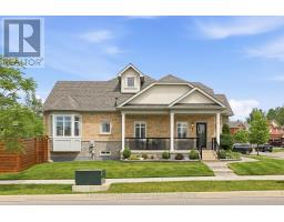 2 RUSHLANDS CRESCENT, Whitby, Ontario